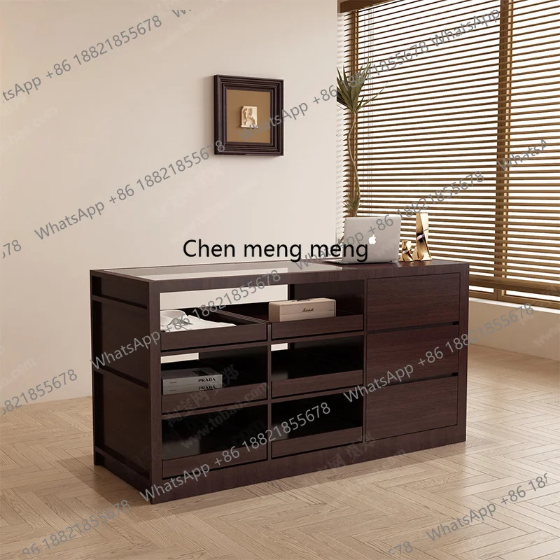 Glass Cabinet Display - متجر لبيع الملابس النسائية حقيبة أحذية
